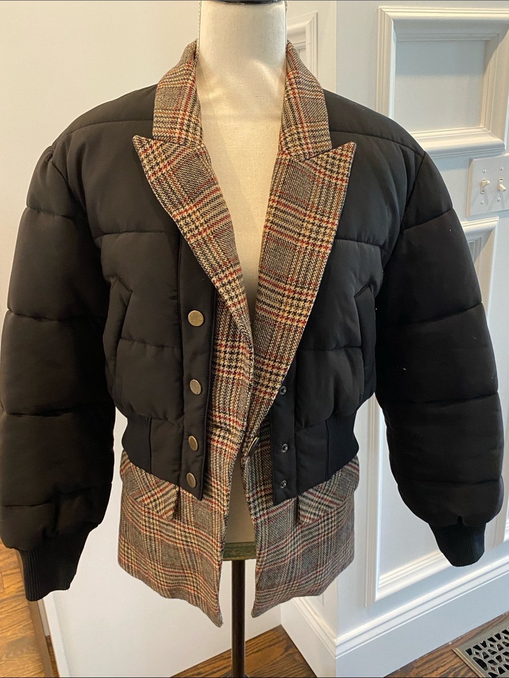 Veronica Beard Black Cropped Puffer with Plaid Trim - Dickey Style